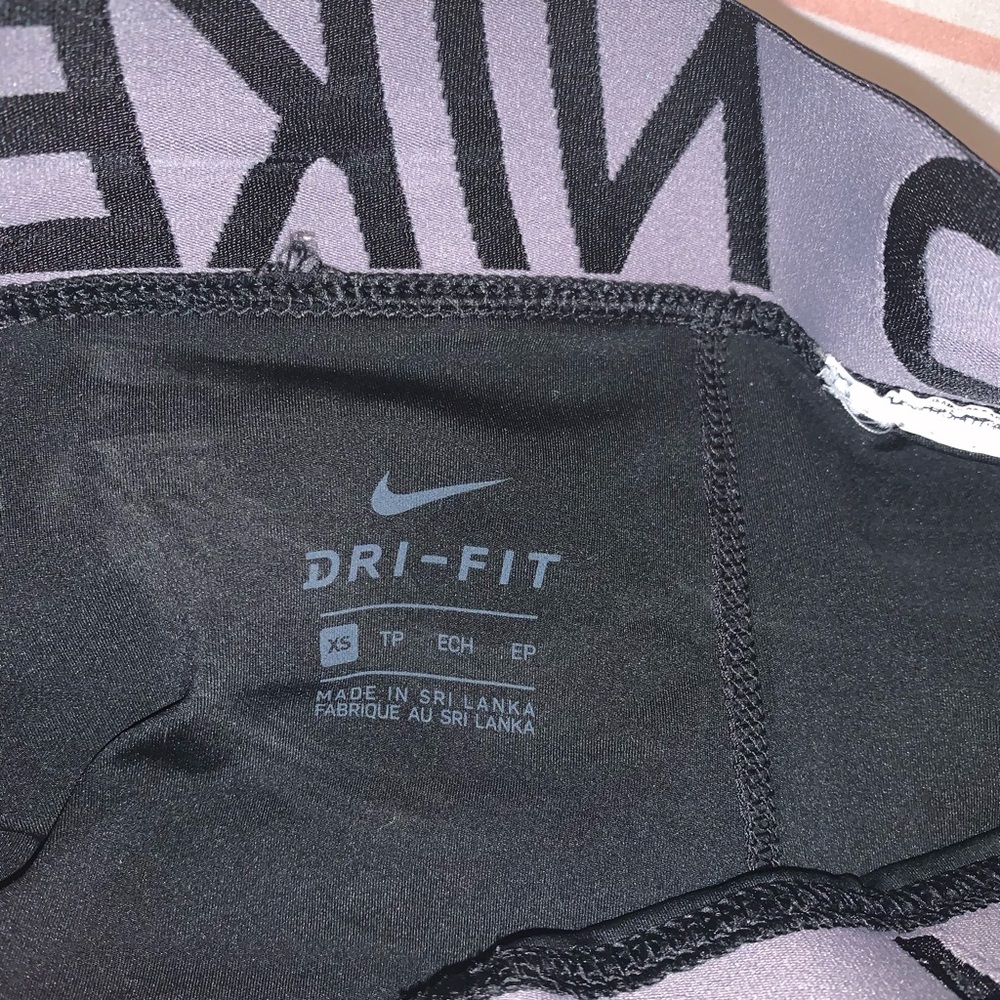 NIKE PROS - Picture 4 of 6